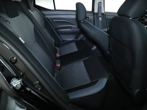 Used 2025 Nissan Versa SV w/ Trunk Package FWD image 31