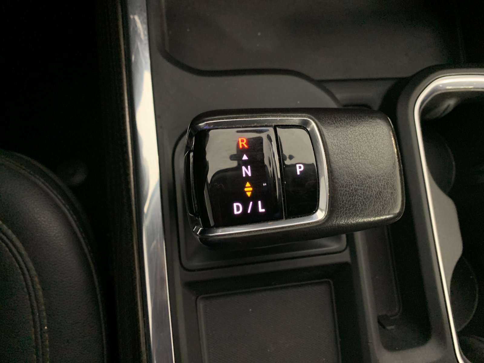Used 2022 Chevrolet Silverado 1500 RST w/ Convenience Package II AWD/4WD image 24