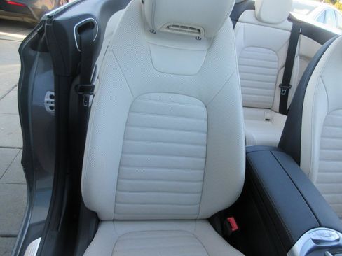 Used 2020 Mercedes-Benz C 300 Cabriolet image 29