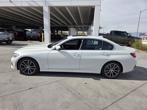 Used 2021 BMW 330i Sedan w/ Driving Assistance Package image 3