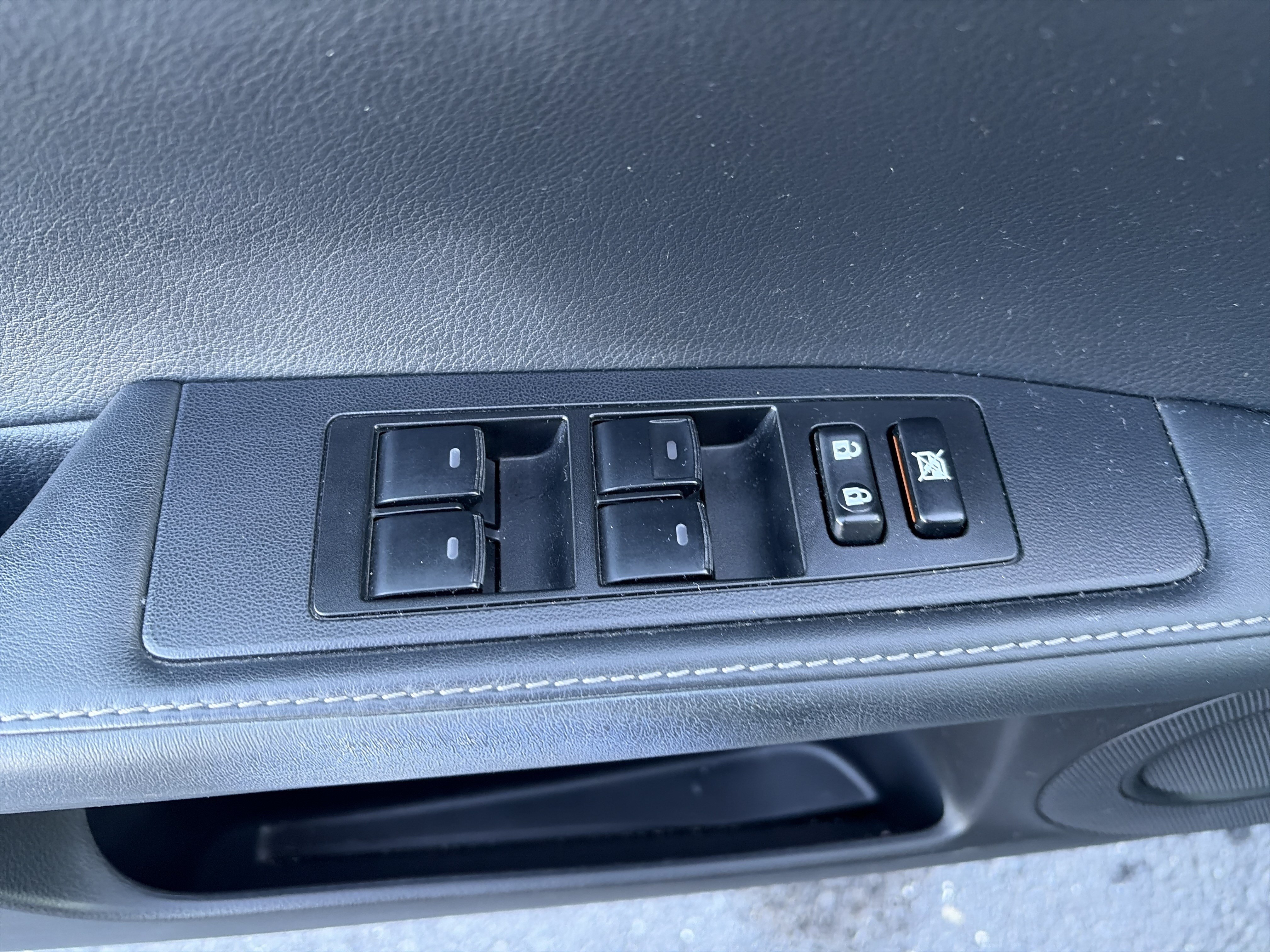 Used 2014 Lexus ES 350 w/ Luxury Package FWD image 13