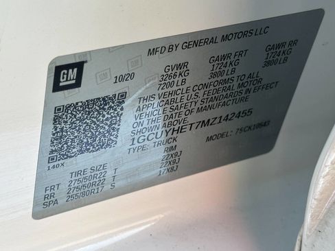 Used 2021 Chevrolet Silverado 1500 High Country w/ Technology Package image 24