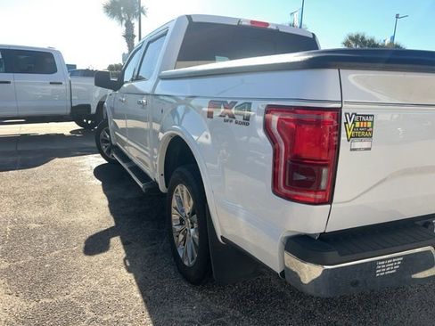 Used 2017 Ford F150 Lariat w/ Equipment Group 502A Luxury image 5