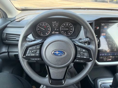 Used 2025 Subaru Crosstrek 2.5i Premium AWD/4WD image 21
