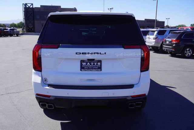 Used 2026 GMC Yukon Denali Ultimate w/ LPO, Floor Liner Package AWD/4WD image 11
