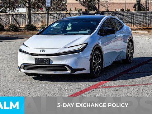 Used 2024 Toyota Prius Prime Premium w/ Advanced Technology Package image 4