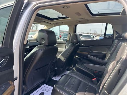Used 2017 GMC Acadia Denali w/ Technology Package image 27