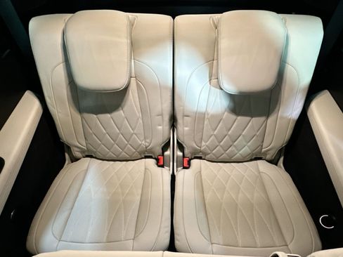 Used 2023 Mercedes-Benz GLS 63 AMG 4MATIC image 36