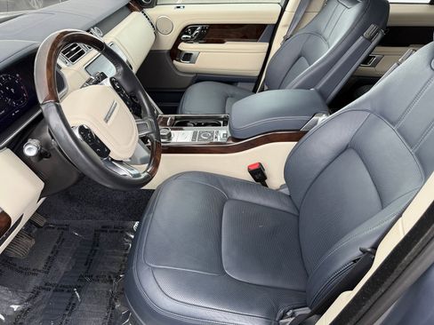 Used 2020 Land Rover Range Rover HSE image 8
