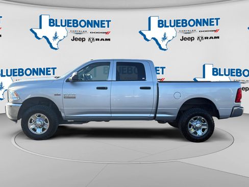 Used 2018 RAM 2500 Tradesman w/ Chrome Appearance Group AWD/4WD image 8