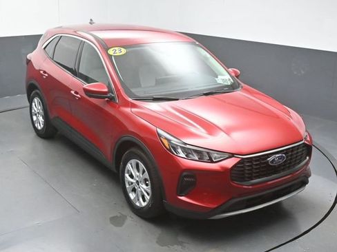 Used 2023 Ford Escape Active w/ Tech Pack #2 FWD image 40