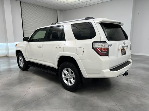 Used 2021 Toyota 4Runner SR5 Premium image 5