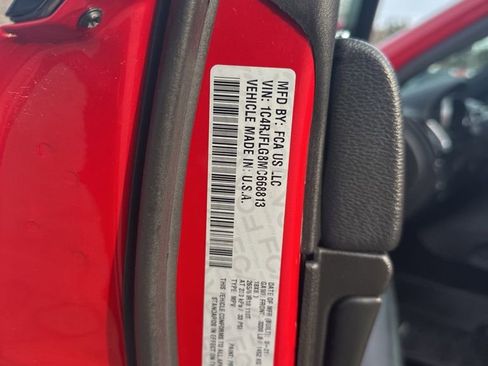 Used 2021 Jeep Grand Cherokee Trailhawk w/ Trailhawk Luxury Group image 33