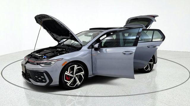 Used 2025 Volkswagen GTI SE FWD image 14