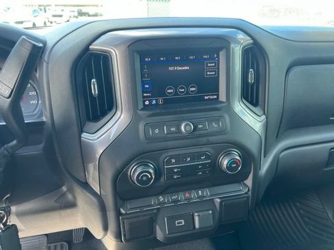 Used 2020 Chevrolet Silverado 1500 Custom Trail Boss w/ Custom Convenience Package AWD/4WD image 10