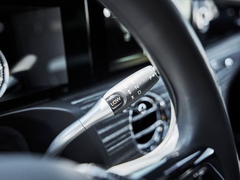 Used 2023 Rolls-Royce Ghost AWD/4WD image 59