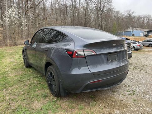 Used 2023 Tesla Model Y Long Range image 4