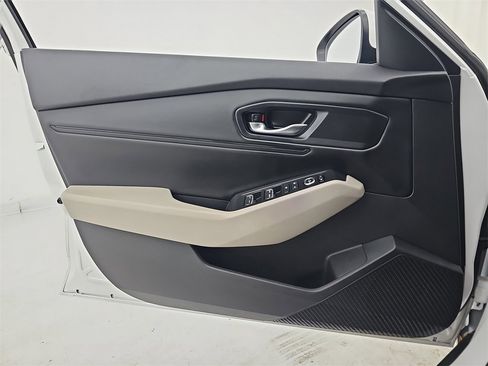 Certified 2024 Honda Accord EX image 28