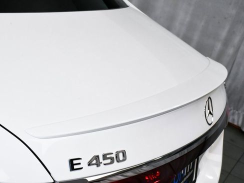 Used 2025 Mercedes-Benz E 450 4MATIC Sedan image 82