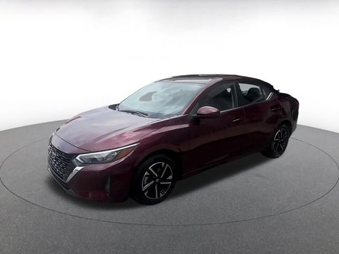 Used 2025 Nissan Sentra SV FWD image 7
