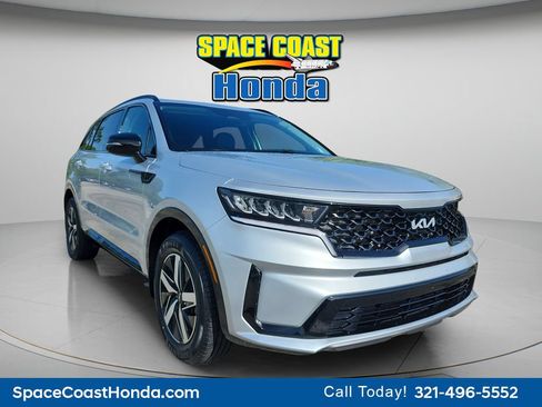 Used 2022 Kia Sorento S FWD image 13