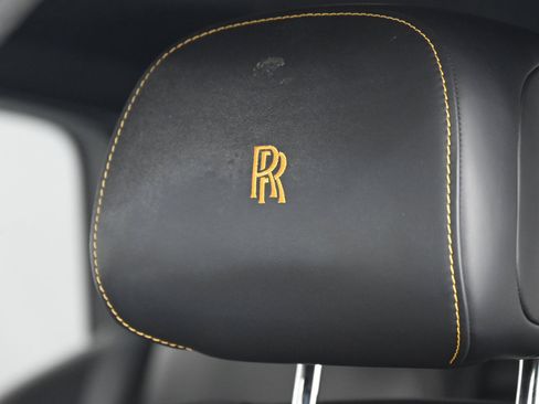 Used 2023 Rolls-Royce Cullinan image 18