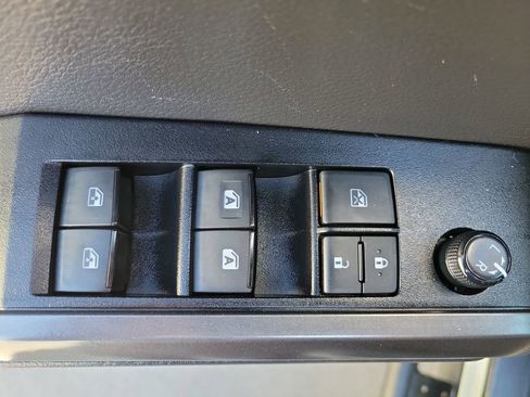 Used 2022 Toyota Tacoma TRD Off-Road w/ TRD Premium Off Road Package image 20