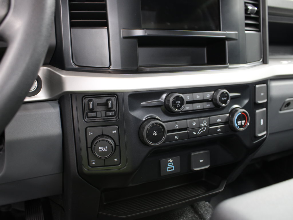 Used 2024 Ford F350 XL w/ XL Chrome Package AWD/4WD image 56