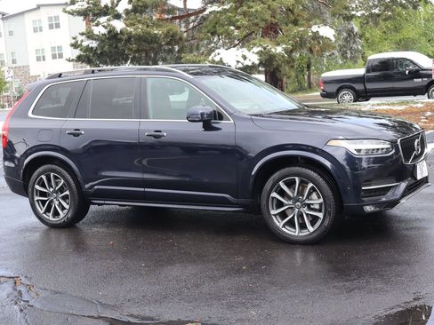 Used 2019 Volvo XC90 T6 Momentum w/ Advanced Package AWD/4WD image 2