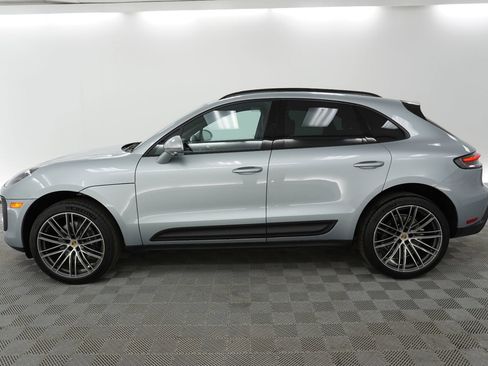 Certified 2026 Porsche Macan AWD/4WD image 2