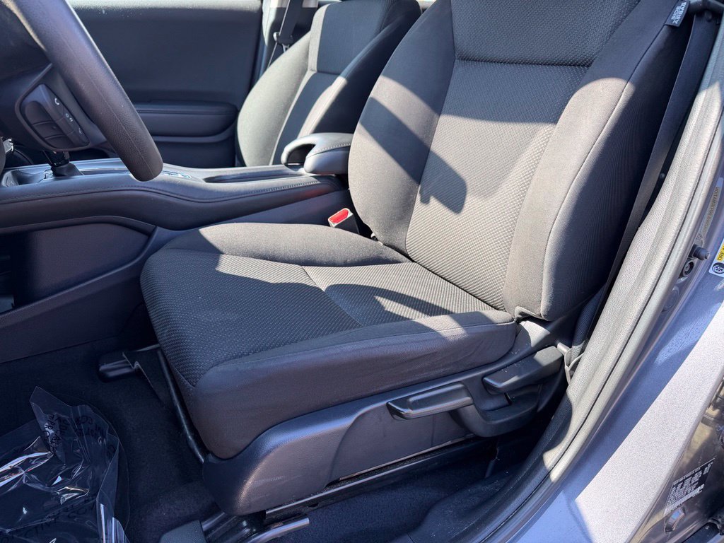 Used 2018 Honda HR-V LX image 28