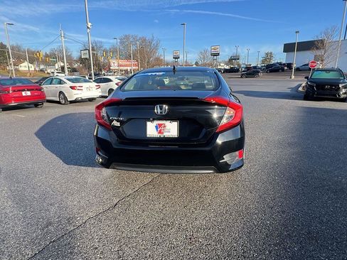 Used 2018 Honda Civic EX-T image 5