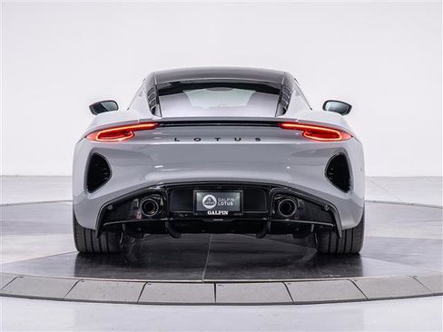 New 2025 Lotus Emira image 4