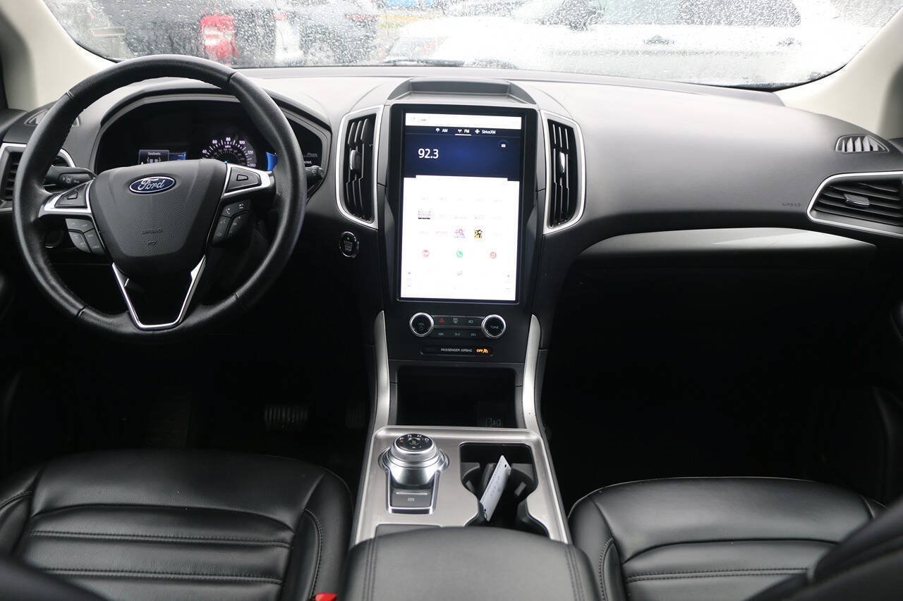 Certified 2024 Ford Edge SEL AWD/4WD image 14