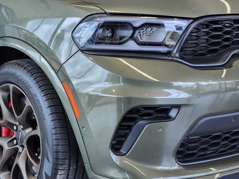 New 2026 Dodge Durango SRT Hellcat w/ Premium Group AWD/4WD image 9