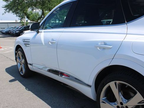 Used 2022 Genesis GV80 3.5T w/ Prestige Package 07 AWD/4WD image 47