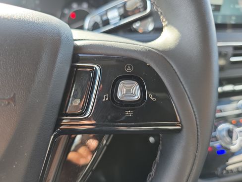 Certified 2022 Lincoln Corsair AWD w/ Equipment Group 101A image 17