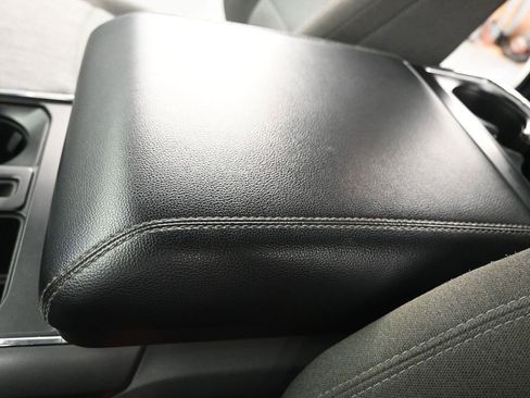 Used 2022 Ford F150 XLT image 37