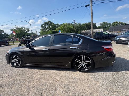 Used 2016 Honda Accord Sport image 7