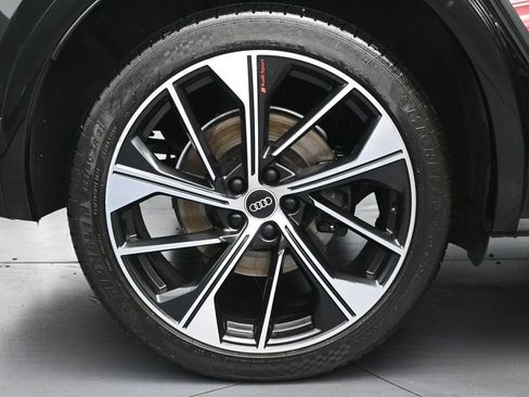 Used 2022 Audi SQ5 Prestige w/ Prestige Package AWD/4WD image 38