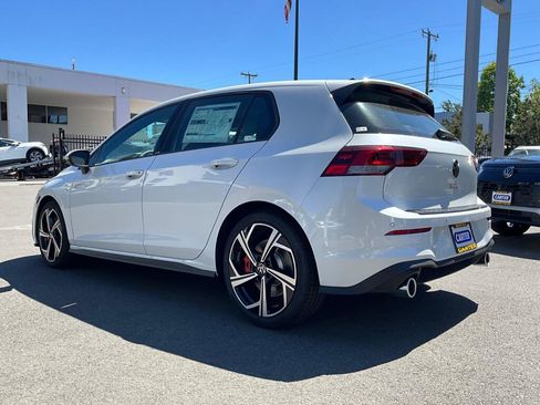 New 2026 Volkswagen GTI SE FWD image 6