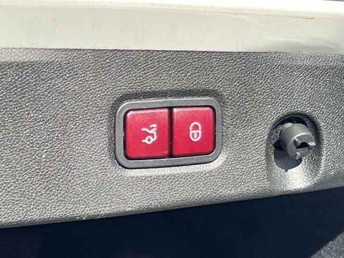 Used 2017 Mercedes-Benz CLS 550 image 20