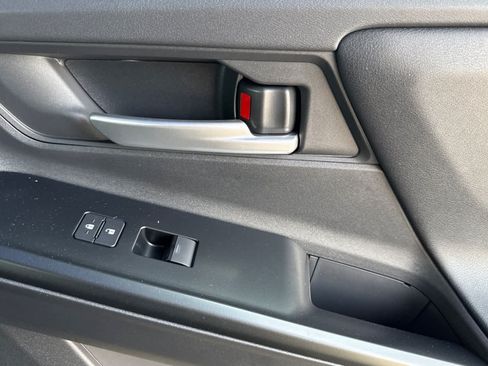 New 2026 Subaru Uncharted Premium FWD image 18
