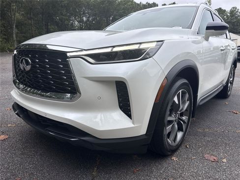 Certified 2025 INFINITI QX60 Luxe w/ Vision Package image 32