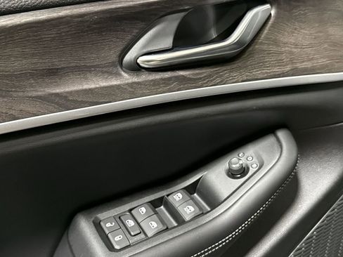 New 2026 Jeep Grand Cherokee 4WD image 21