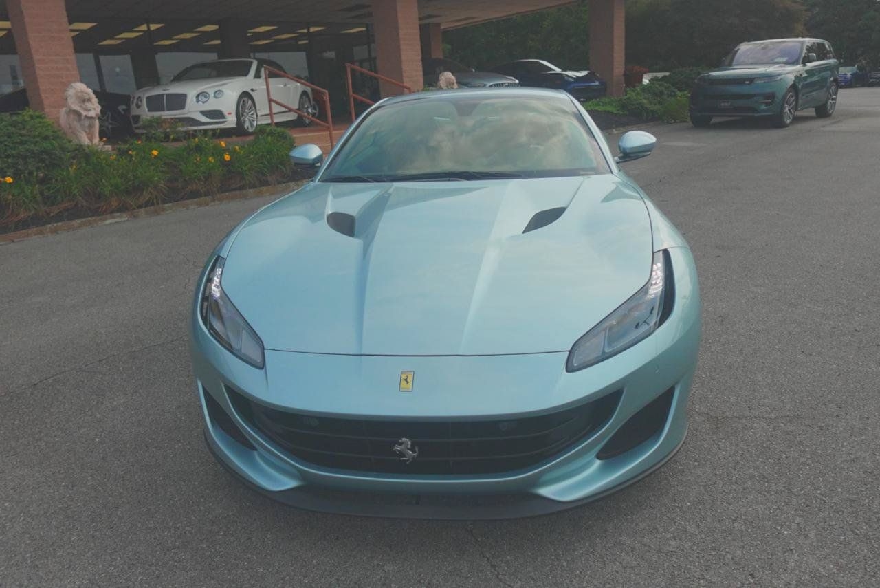 Used 2019 Ferrari Portofino RWD image 36