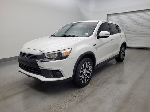Used 2017 Mitsubishi Outlander Sport ES FWD image 2