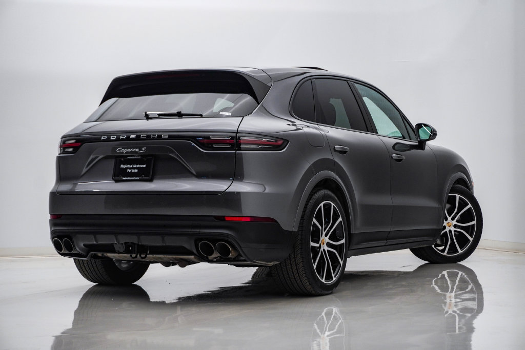 Certified 2023 Porsche Cayenne S AWD/4WD image 11