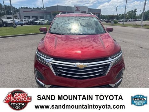 Used 2023 Chevrolet Equinox Premier FWD image 8