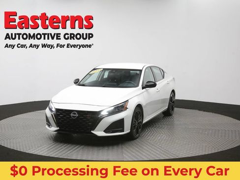 Used 2024 Nissan Altima 2.5 SR FWD image 54